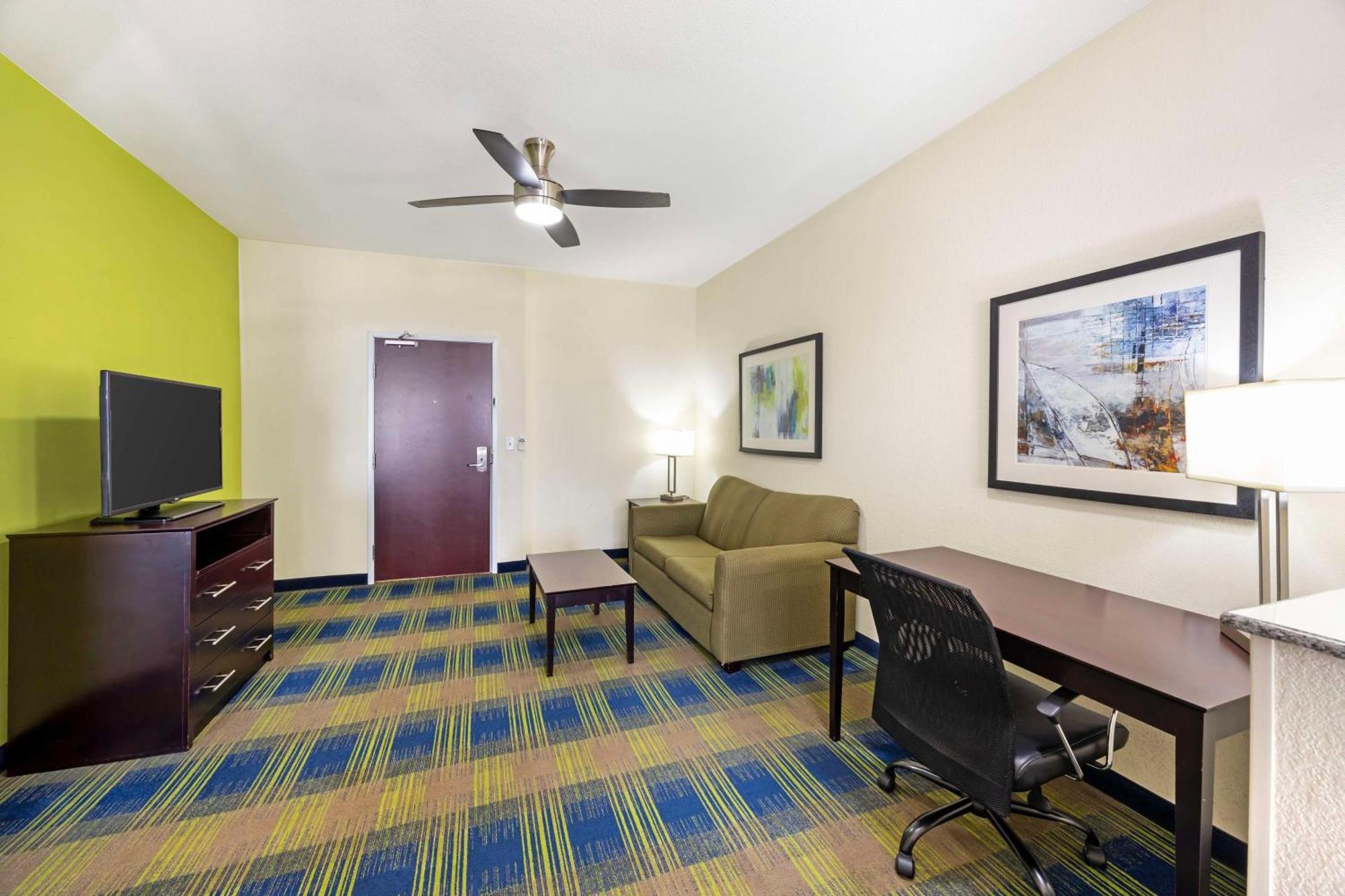 Best Western Plus Pratt Exterior foto